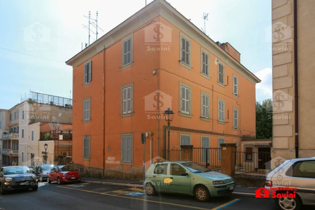 Appartamento in vendita a Ariccia, 3 locali, prezzo € 85.000 | CambioCasa.it
