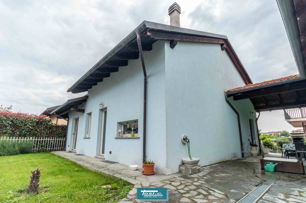 Villa in vendita a Cavallirio, 4 locali, prezzo € 200.000 | PortaleAgenzieImmobiliari.it