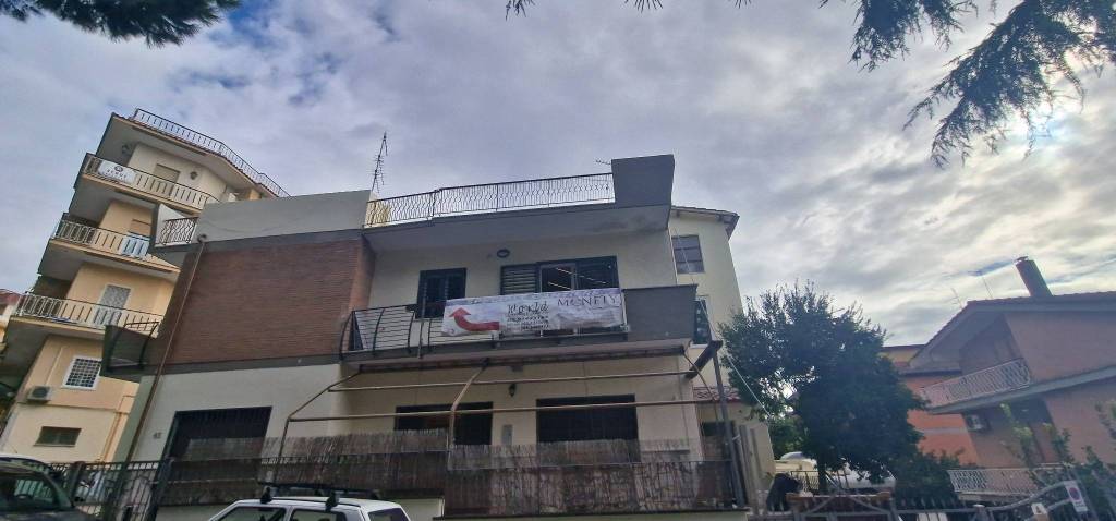 Appartamento in vendita a Genzano di Roma, 3 locali, prezzo € 229.000 | PortaleAgenzieImmobiliari.it
