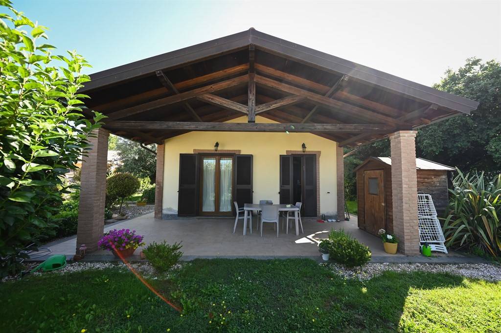 Villa in vendita a Zagarolo, 6 locali, prezzo € 289.000 | PortaleAgenzieImmobiliari.it