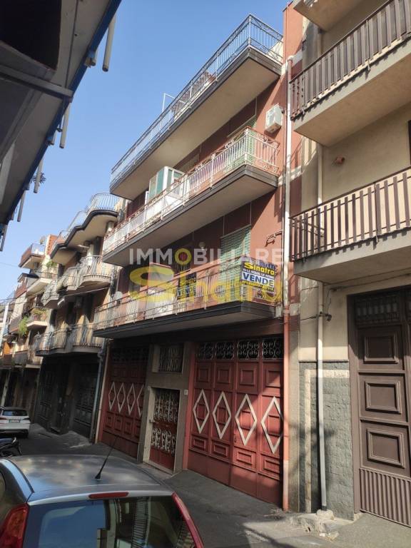 Appartamento in vendita a Paternò, 4 locali, prezzo € 69.000 | PortaleAgenzieImmobiliari.it