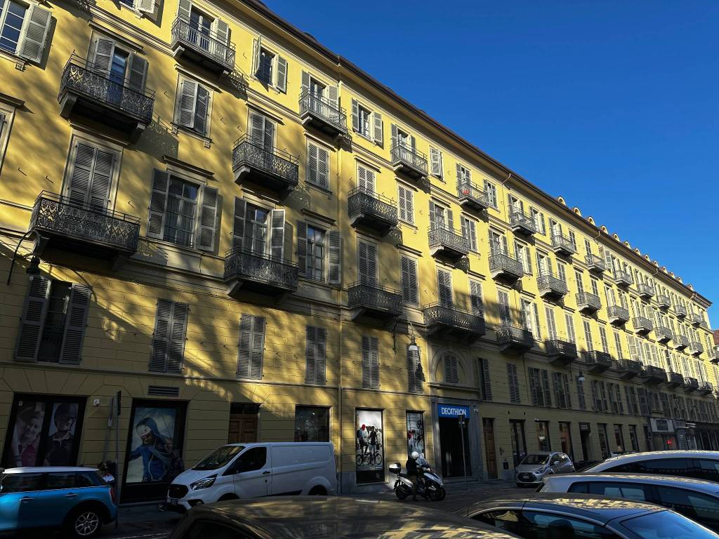 Soluzione Indipendente in vendita a Cuneo, 6 locali, prezzo € 2.000.000 | PortaleAgenzieImmobiliari.it