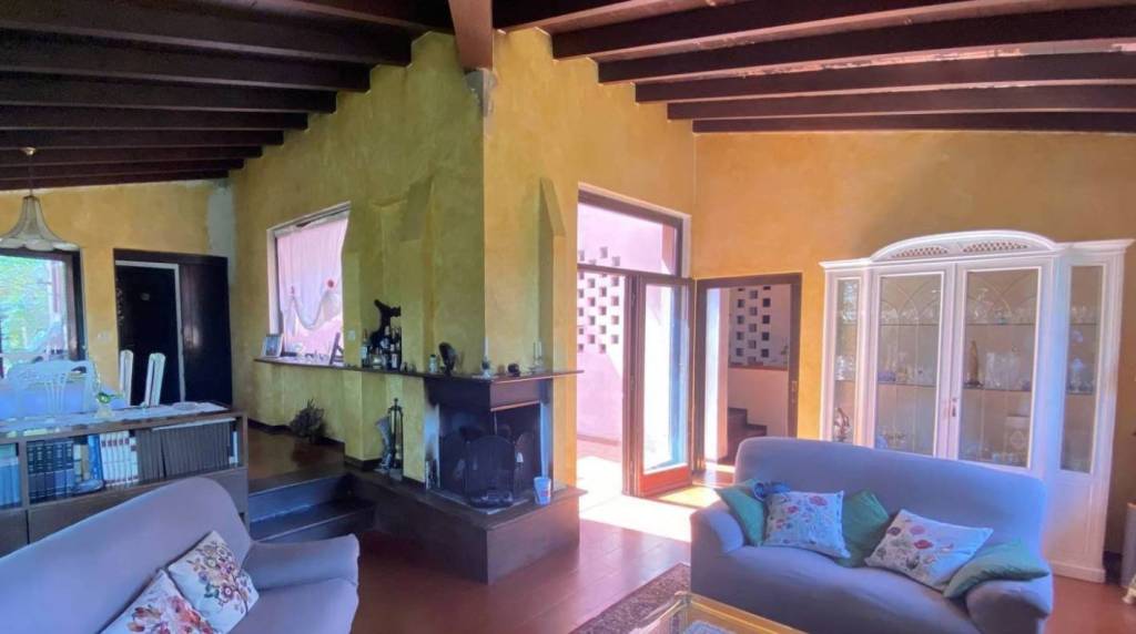 Villa in vendita a San Casciano in Val di Pesa, 9 locali, prezzo € 485.000 | PortaleAgenzieImmobiliari.it
