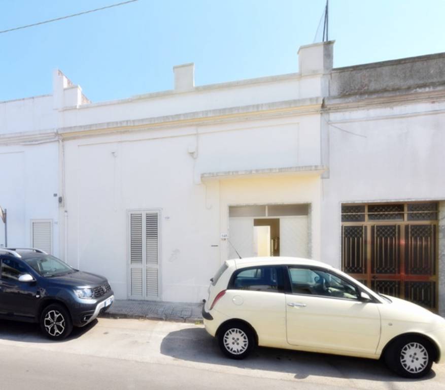 Soluzione Indipendente in vendita a Castrignano del Capo, 4 locali, prezzo € 119.000 | CambioCasa.it