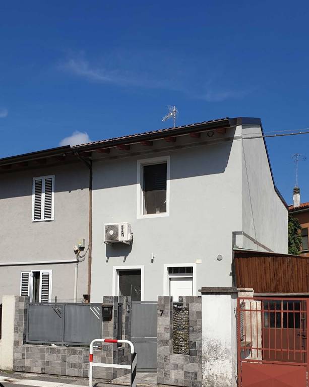 Villa in vendita a Monfalcone, 3 locali, prezzo € 129.000 | PortaleAgenzieImmobiliari.it