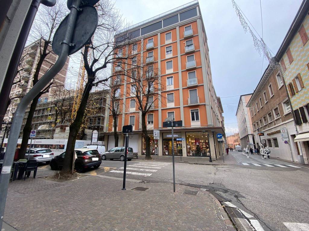 Appartamento in vendita a Sassuolo, 5 locali, prezzo € 280.000 | PortaleAgenzieImmobiliari.it