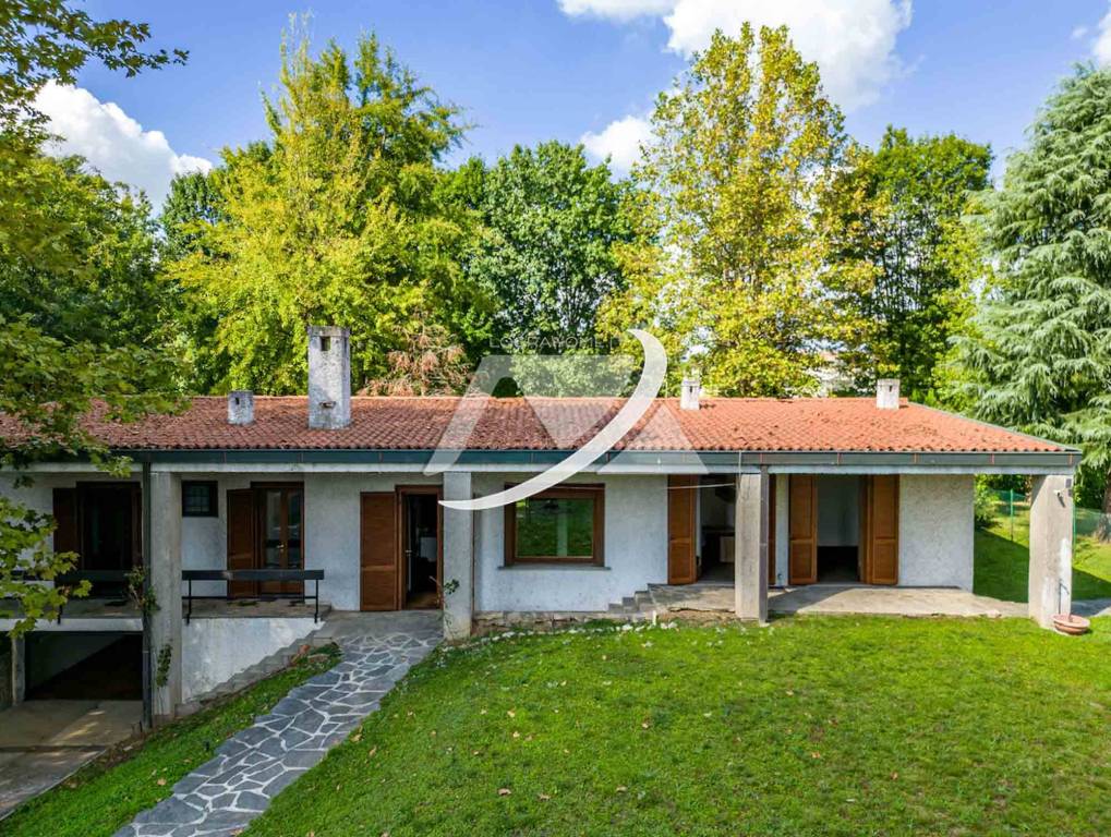 Villa in vendita a Inveruno, 6 locali, prezzo € 495.000 | PortaleAgenzieImmobiliari.it