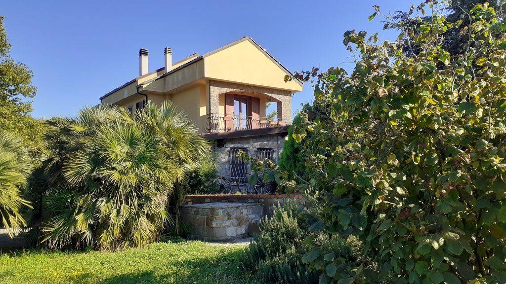 Villa in vendita a Costarainera, 5 locali, prezzo € 649.000 | PortaleAgenzieImmobiliari.it