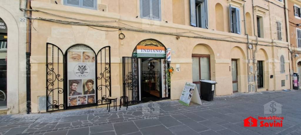 Negozio / Locale in vendita a Genzano di Roma, 1 locali, prezzo € 79.000 | PortaleAgenzieImmobiliari.it