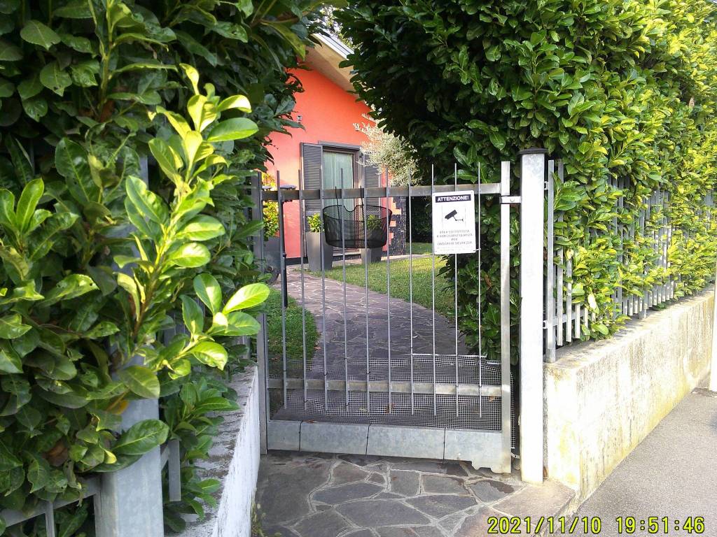 Villa in affitto a Bonate Sopra, 7 locali, prezzo € 1.300 | PortaleAgenzieImmobiliari.it