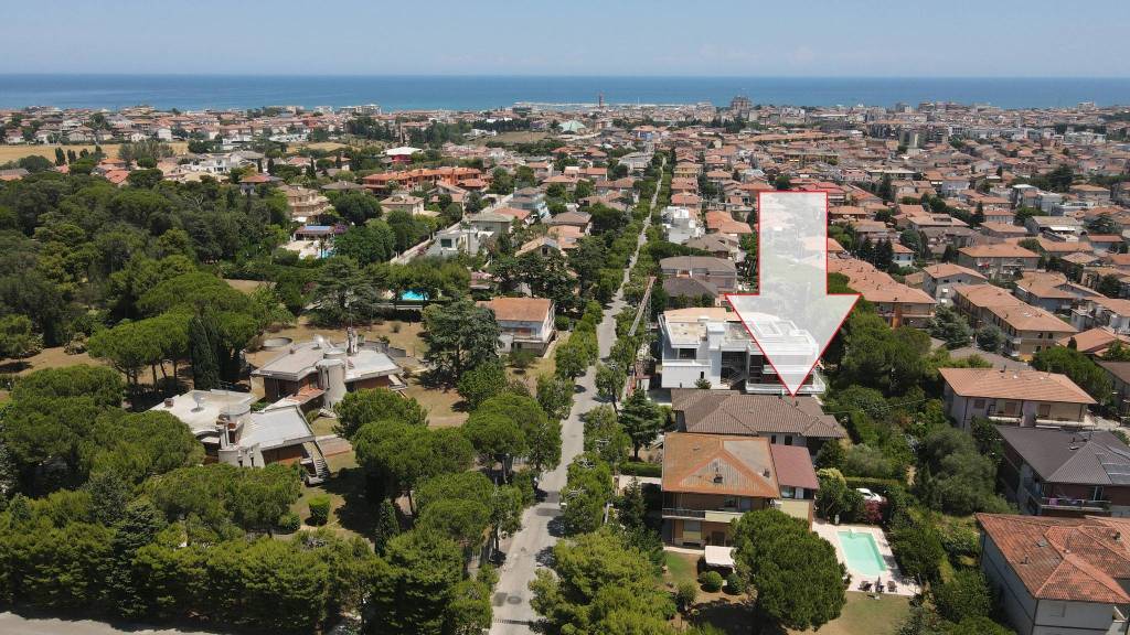Appartamento in vendita a Civitanova Marche, 5 locali, prezzo € 295.000 | PortaleAgenzieImmobiliari.it