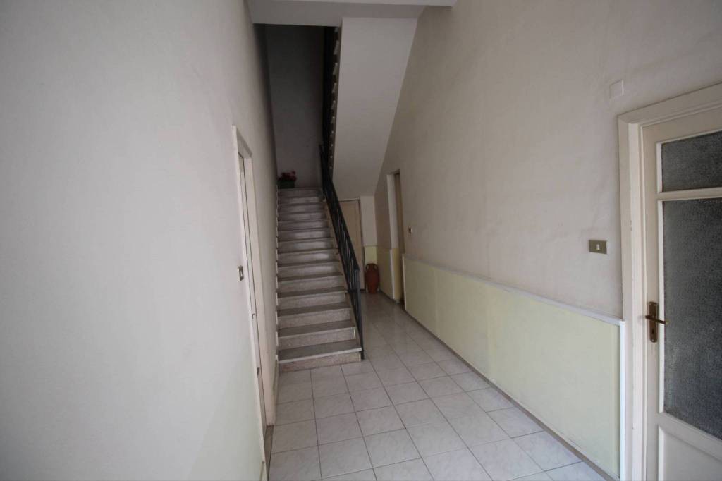 Appartamento in vendita a Belpasso, 3 locali, prezzo € 80.000 | PortaleAgenzieImmobiliari.it