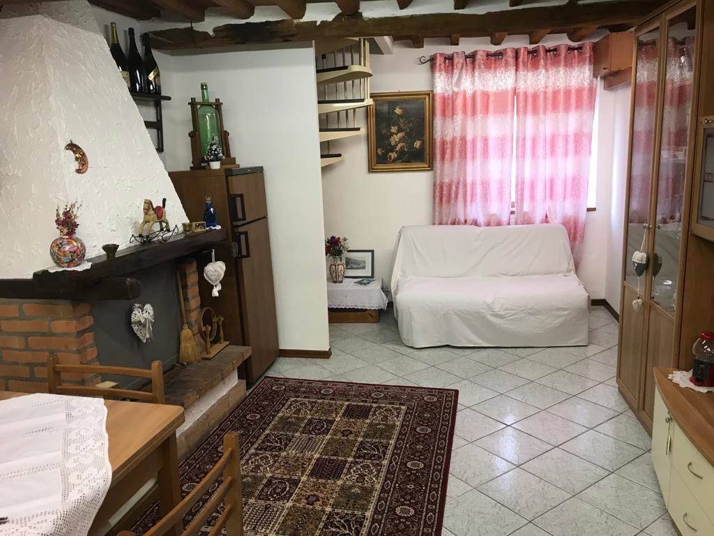 Appartamento in vendita a Vaiano, 2 locali, prezzo € 95.000 | PortaleAgenzieImmobiliari.it