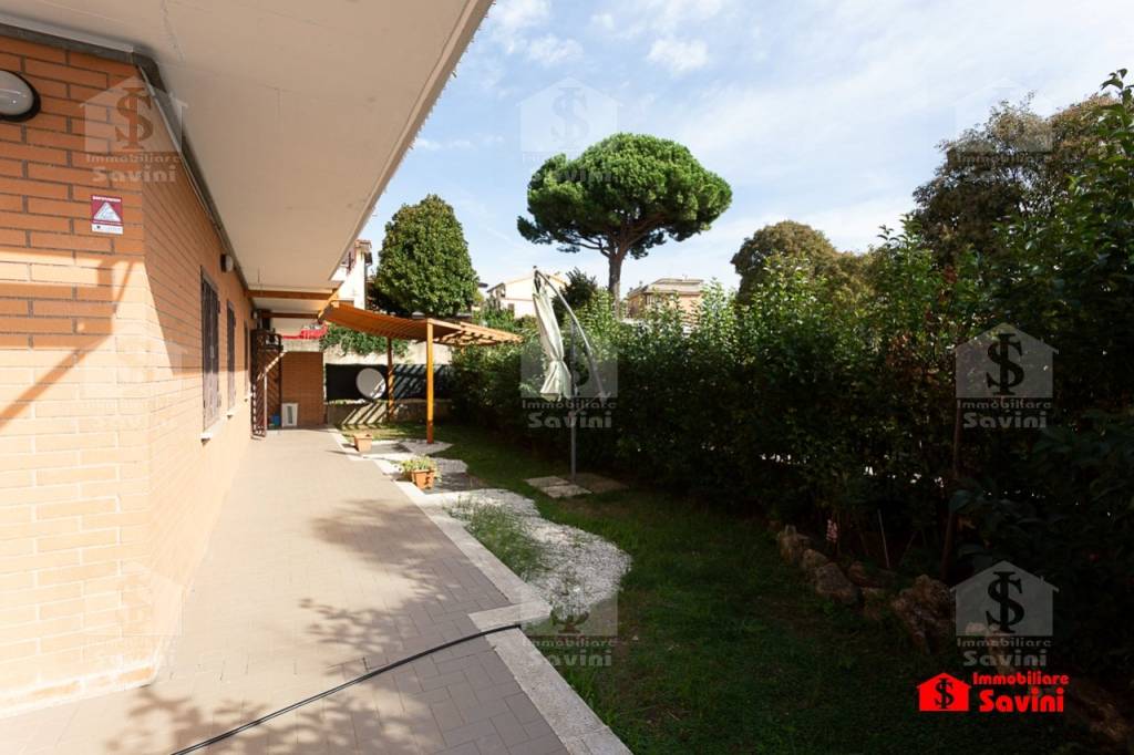 Appartamento in vendita a Genzano di Roma, 3 locali, prezzo € 179.000 | CambioCasa.it