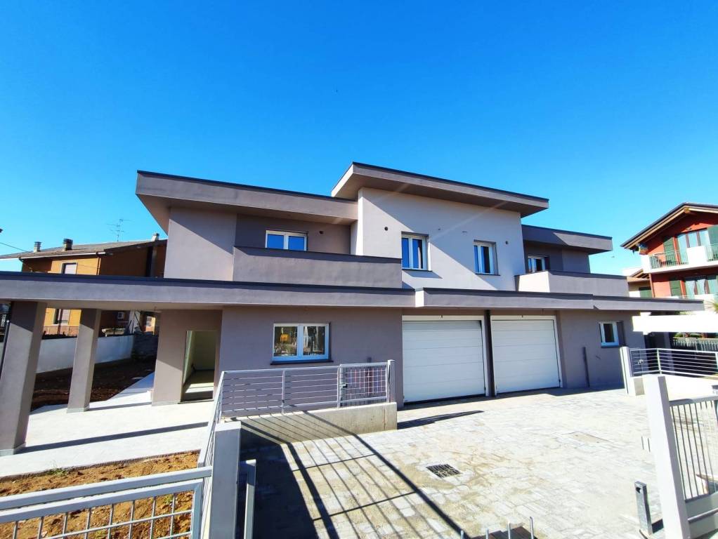 Villa in vendita a Trezzo sull'Adda, 4 locali, prezzo € 398.000 | PortaleAgenzieImmobiliari.it