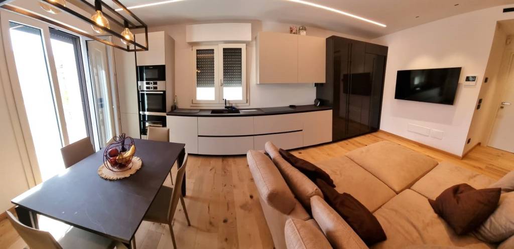 Appartamento in vendita a Civitanova Marche, 3 locali, prezzo € 280.000 | PortaleAgenzieImmobiliari.it