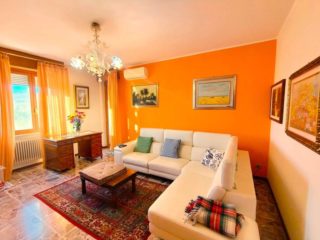 Appartamento in vendita a Grumello del Monte, 3 locali, prezzo € 139.000 | PortaleAgenzieImmobiliari.it