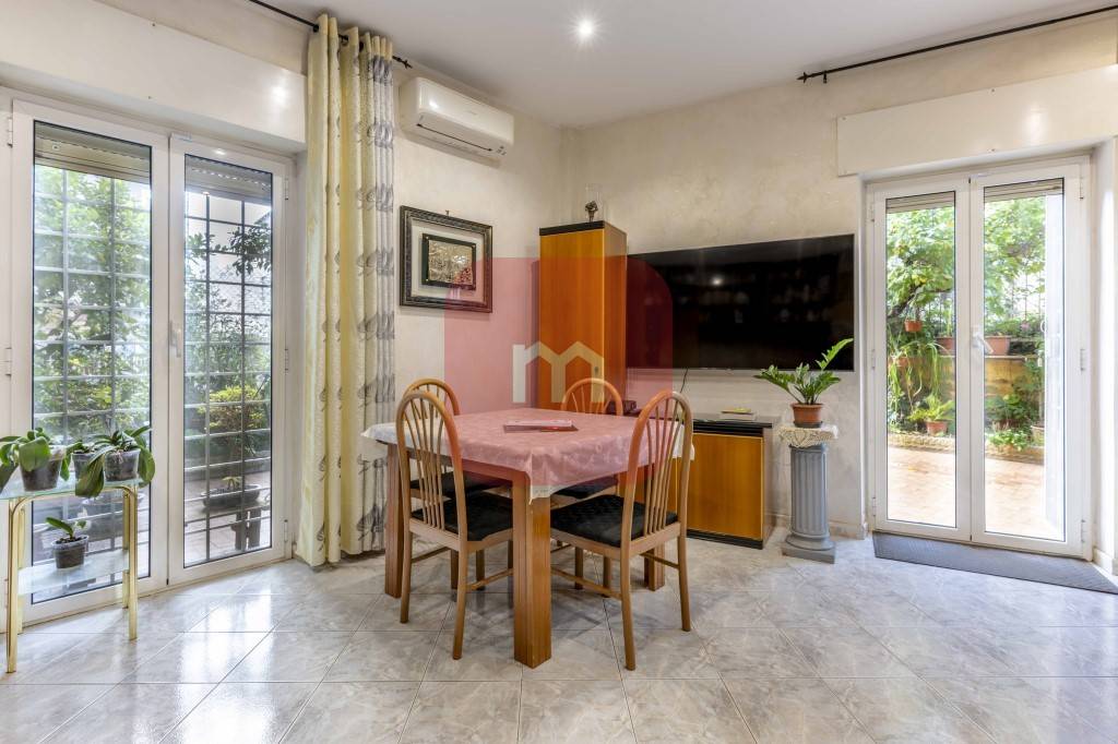 Appartamento in vendita a Roma, 3 locali, prezzo € 189.000 | PortaleAgenzieImmobiliari.it