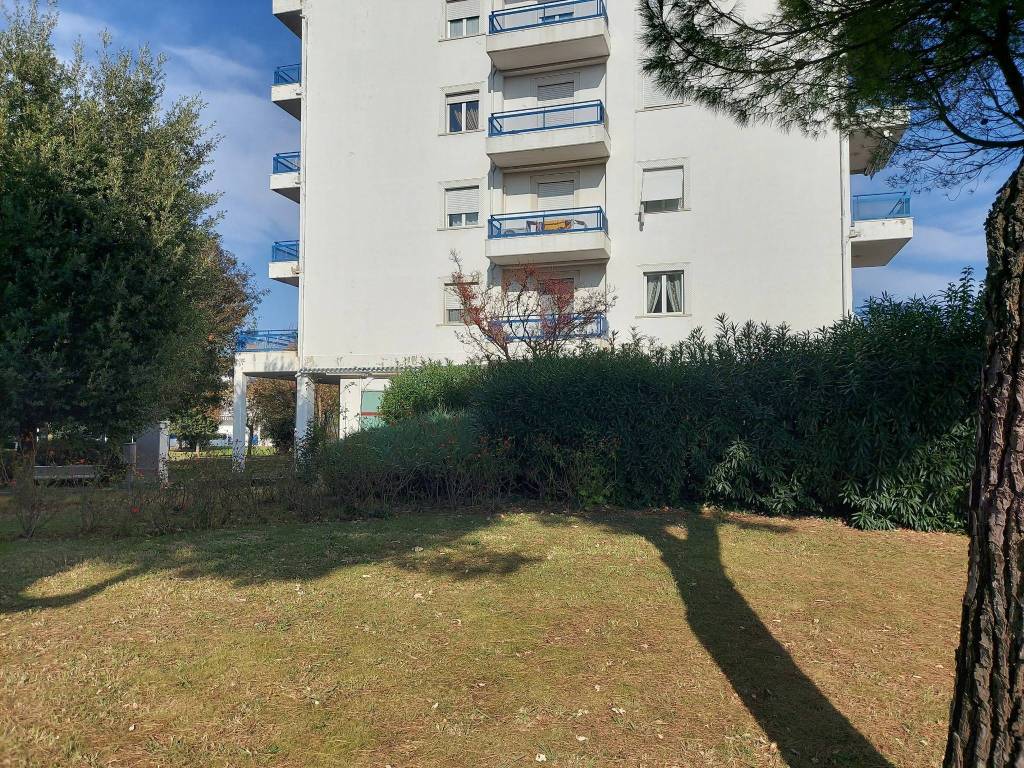 Appartamento in vendita a Pesaro, 4 locali, prezzo € 250.000 | PortaleAgenzieImmobiliari.it