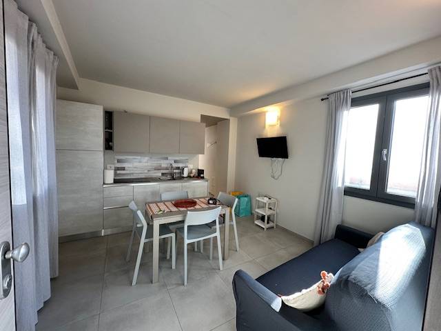 Appartamento in vendita a Borgio Verezzi, 3 locali, prezzo € 289.000 | PortaleAgenzieImmobiliari.it