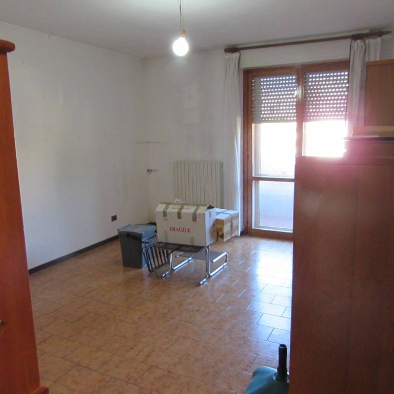 Appartamento in vendita a Falconara Marittima, 4 locali, prezzo € 125.000 | PortaleAgenzieImmobiliari.it