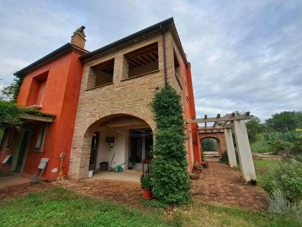 Rustico / Casale in vendita a Narni, 5 locali, prezzo € 498.000 | PortaleAgenzieImmobiliari.it