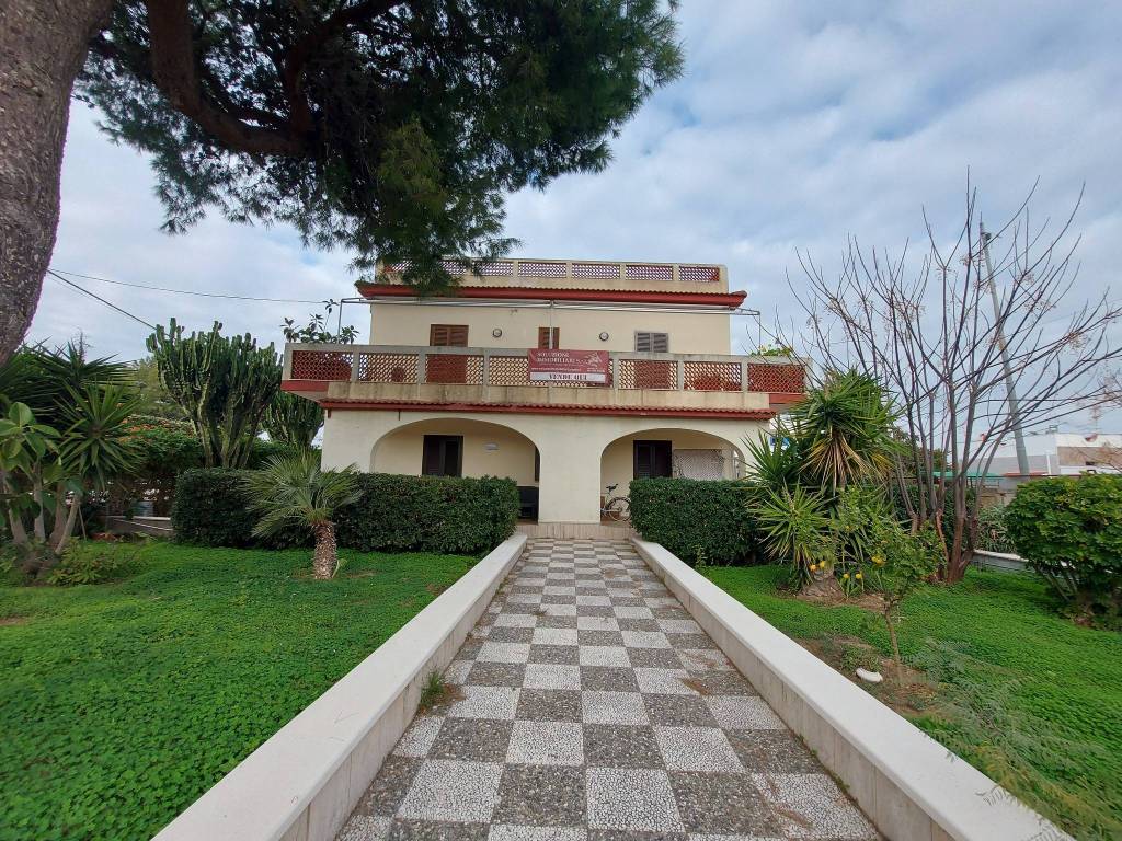 Appartamento in vendita a Leporano, 3 locali, prezzo € 90.000 | PortaleAgenzieImmobiliari.it