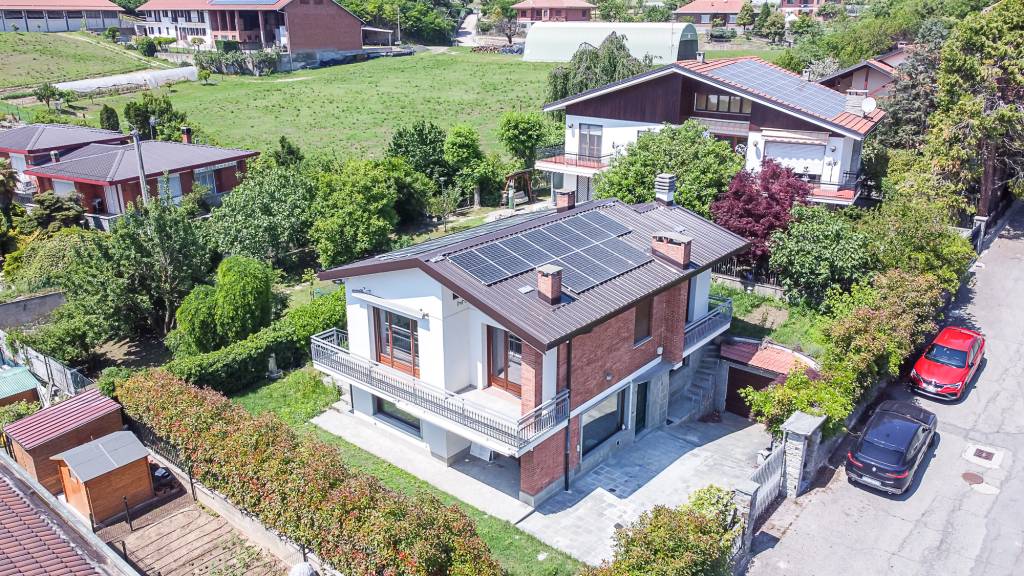 Villa in vendita a Moncalieri, 5 locali, prezzo € 580.000 | PortaleAgenzieImmobiliari.it