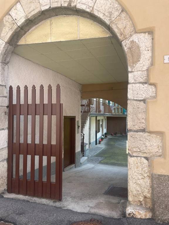 Appartamento in vendita a Borgo di Terzo, 3 locali, prezzo € 28.000 | PortaleAgenzieImmobiliari.it