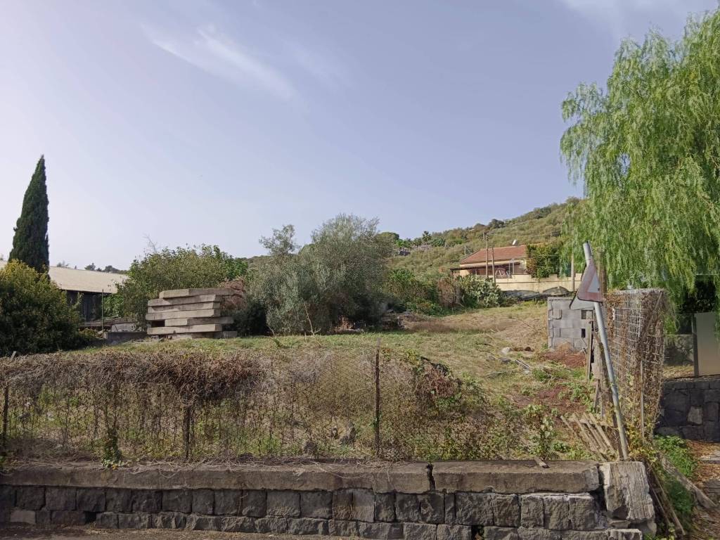 Terreno Edificabile Residenziale in vendita a Aci Castello