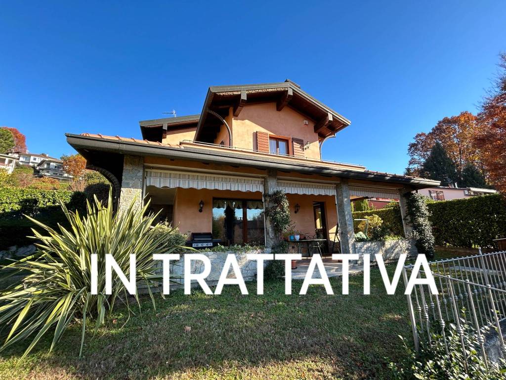 Villa in vendita a Casciago, 5 locali, prezzo € 505.000 | PortaleAgenzieImmobiliari.it