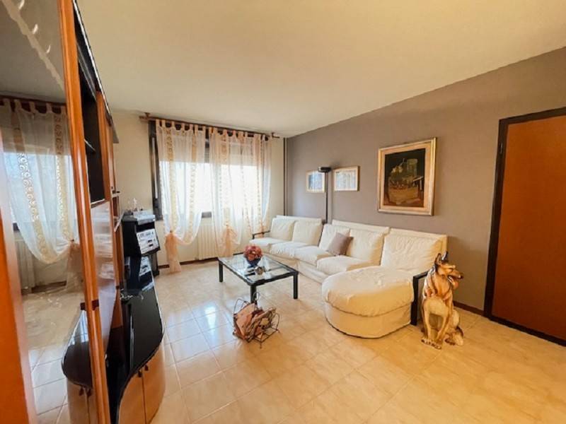 Appartamento in vendita a Cremona, 3 locali, prezzo € 119.000 | PortaleAgenzieImmobiliari.it