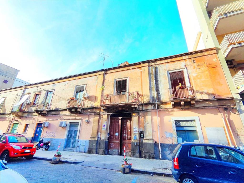 Appartamento in vendita a Catania, 4 locali, prezzo € 209.000 | PortaleAgenzieImmobiliari.it