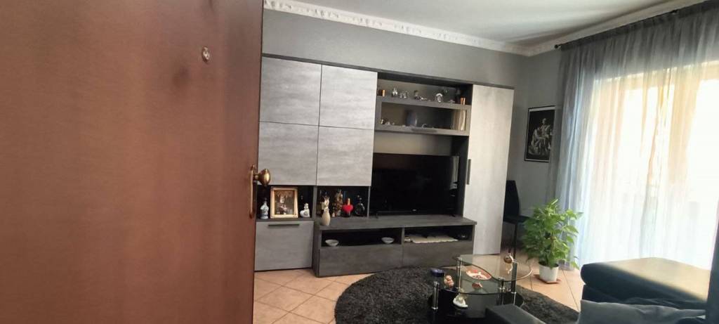 Appartamento in vendita a Camporotondo Etneo, 4 locali, prezzo € 130.000 | PortaleAgenzieImmobiliari.it