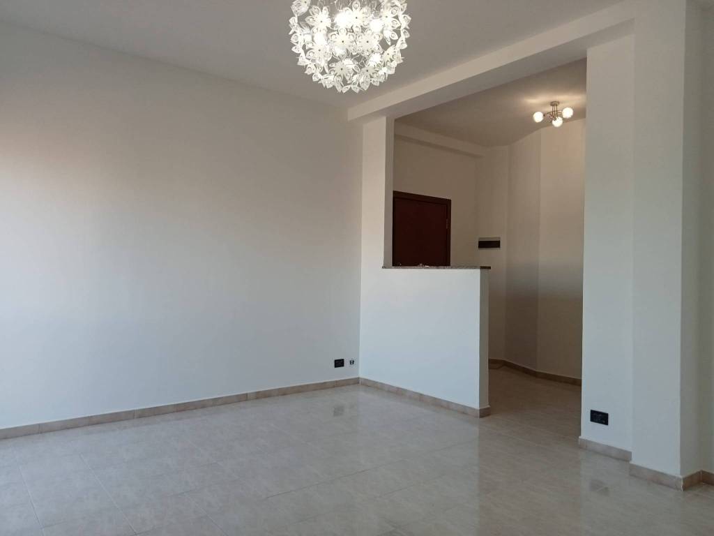 Appartamento in vendita a Gallarate, 3 locali, prezzo € 119.000 | PortaleAgenzieImmobiliari.it
