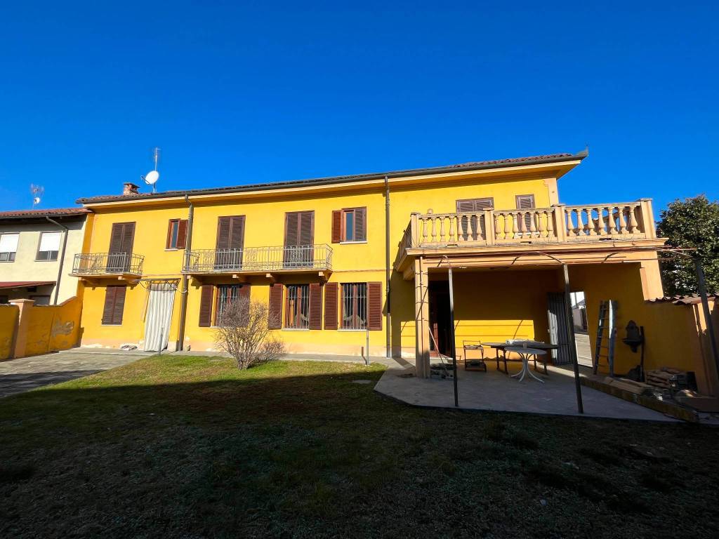 Rustico / Casale in vendita a Buttigliera d'Asti, 7 locali, prezzo € 198.000 | PortaleAgenzieImmobiliari.it