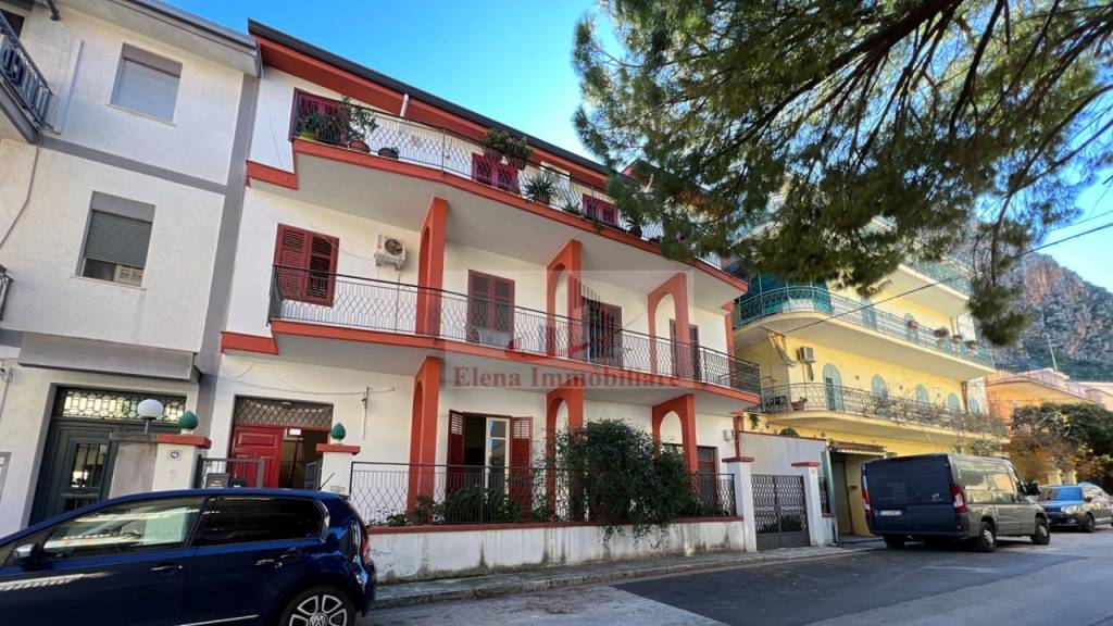 Appartamento in vendita a Partinico, 4 locali, Trattative riservate | PortaleAgenzieImmobiliari.it