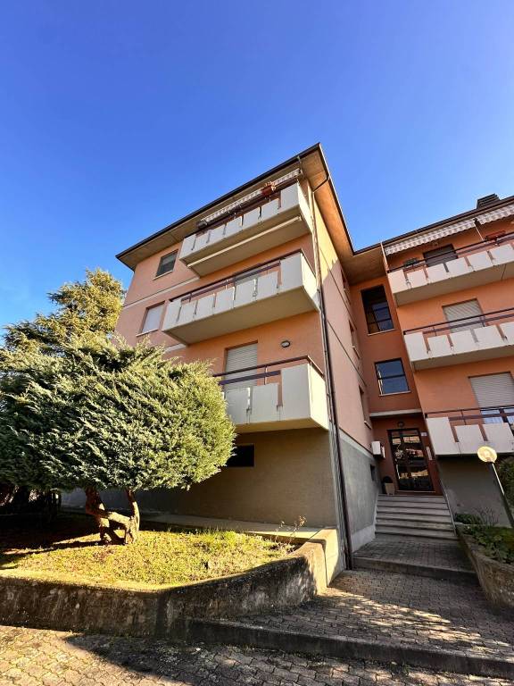 Appartamento in vendita a Fornovo di Taro, 3 locali, prezzo € 123.000 | PortaleAgenzieImmobiliari.it