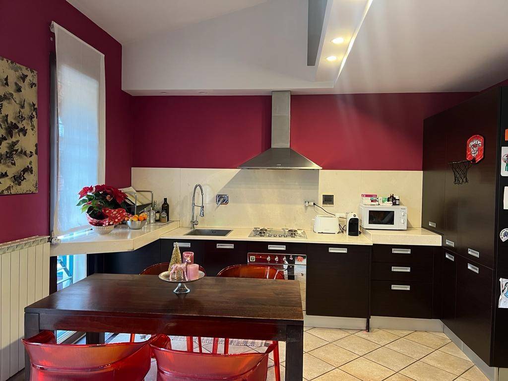 Appartamento in vendita a Carmignano, 3 locali, prezzo € 230.000 | PortaleAgenzieImmobiliari.it