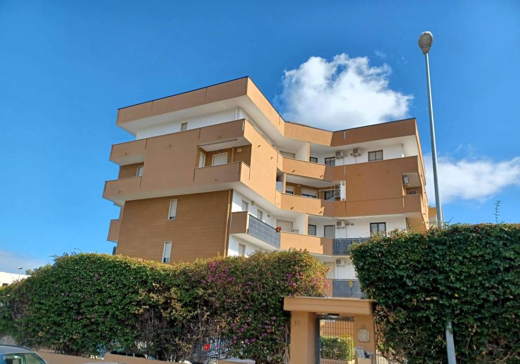 Appartamento in vendita a Triggiano, 4 locali, prezzo € 195.000 | PortaleAgenzieImmobiliari.it