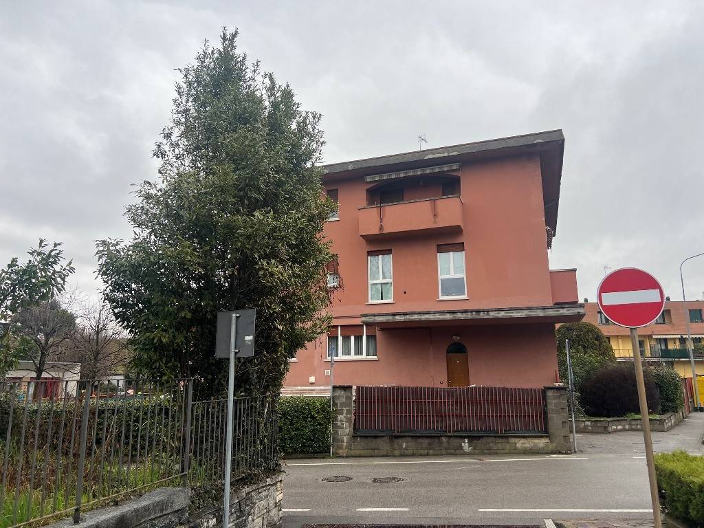 Appartamento in vendita a Anzano del Parco, 3 locali, prezzo € 68.000 | PortaleAgenzieImmobiliari.it