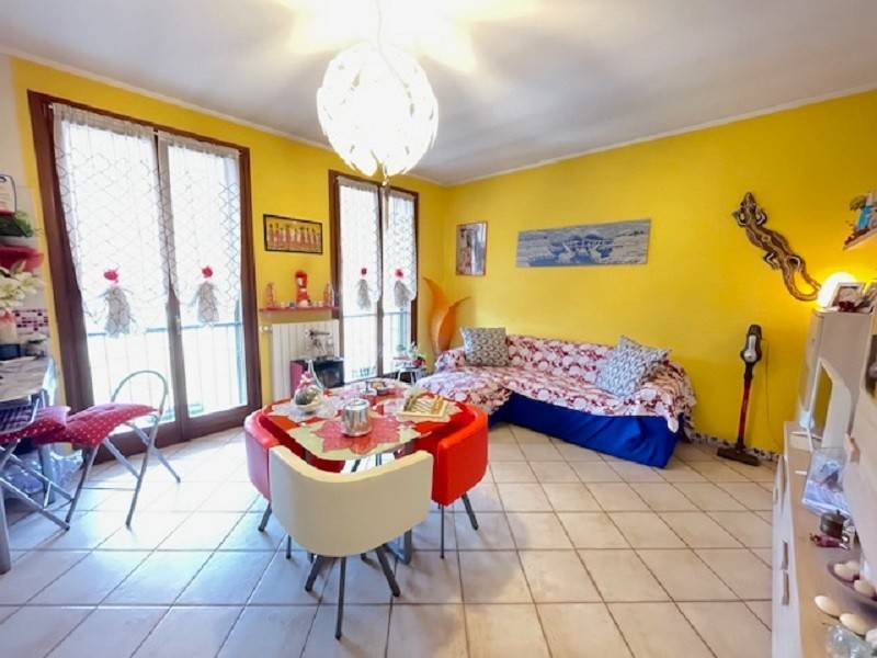Appartamento in vendita a Gadesco-Pieve Delmona, 3 locali, prezzo € 97.000 | PortaleAgenzieImmobiliari.it