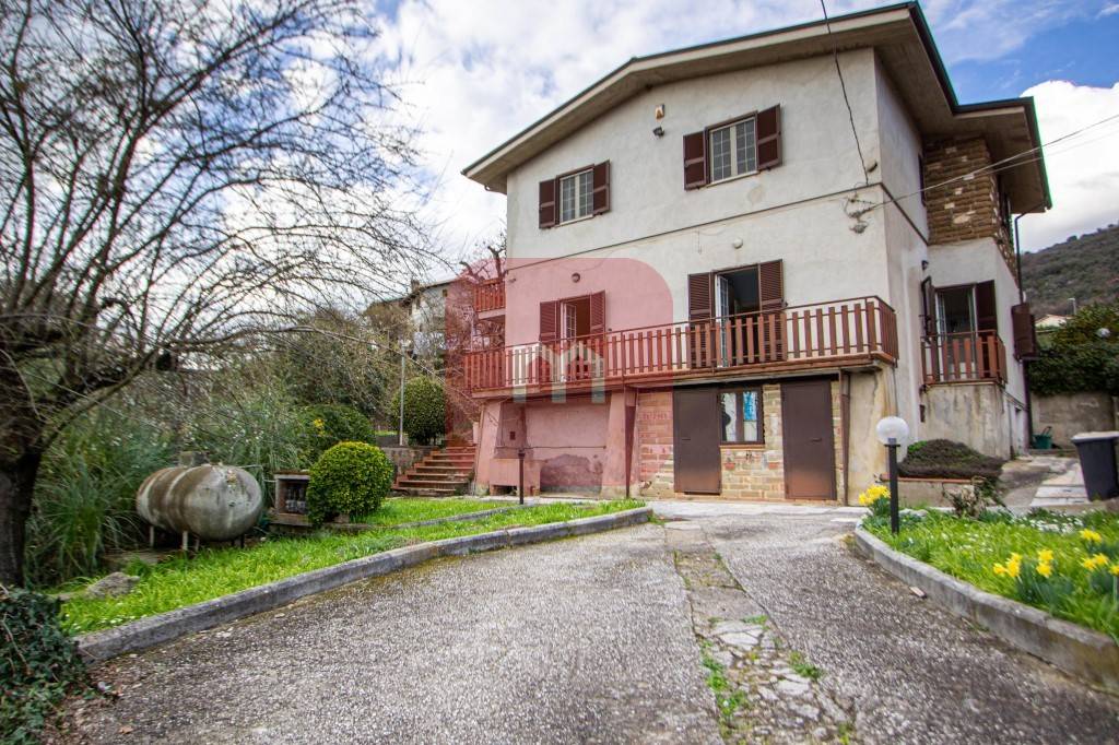 Appartamento in vendita a Cave, 5 locali, prezzo € 175.000 | PortaleAgenzieImmobiliari.it