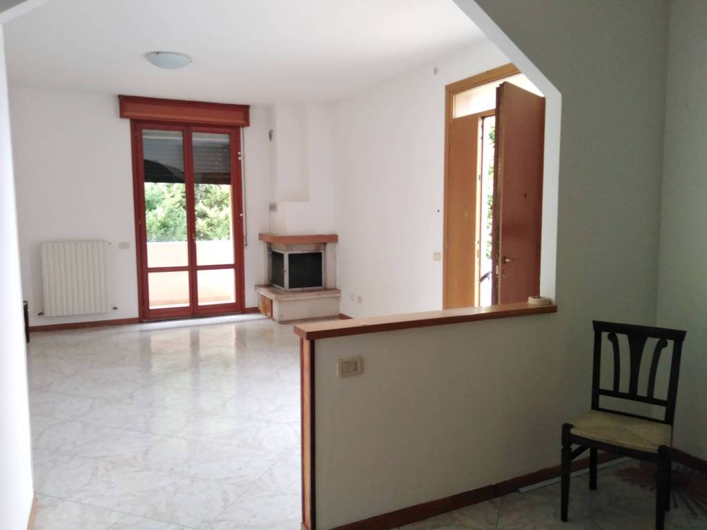 Appartamento in vendita a Montelabbate, 4 locali, prezzo € 184.000 | PortaleAgenzieImmobiliari.it