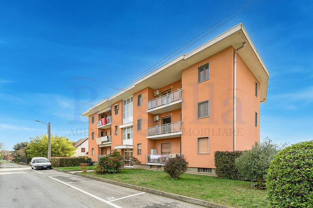 Appartamento in vendita a Cossato, 5 locali, prezzo € 103.000 | PortaleAgenzieImmobiliari.it