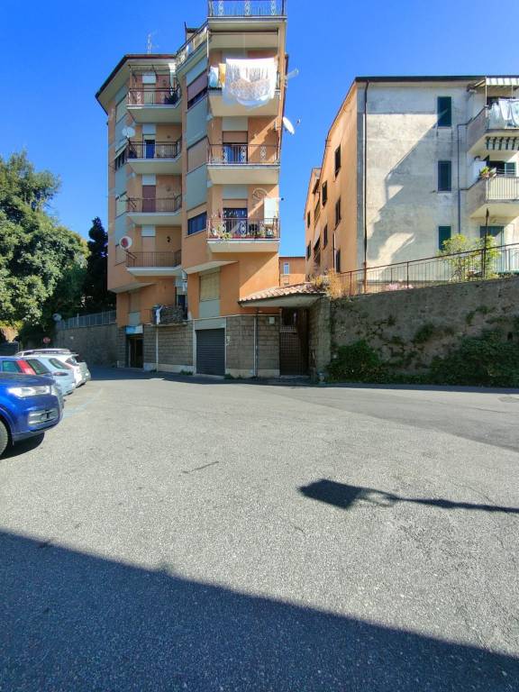 Negozio / Locale in vendita a Ariccia, 1 locali, prezzo € 69.000 | PortaleAgenzieImmobiliari.it