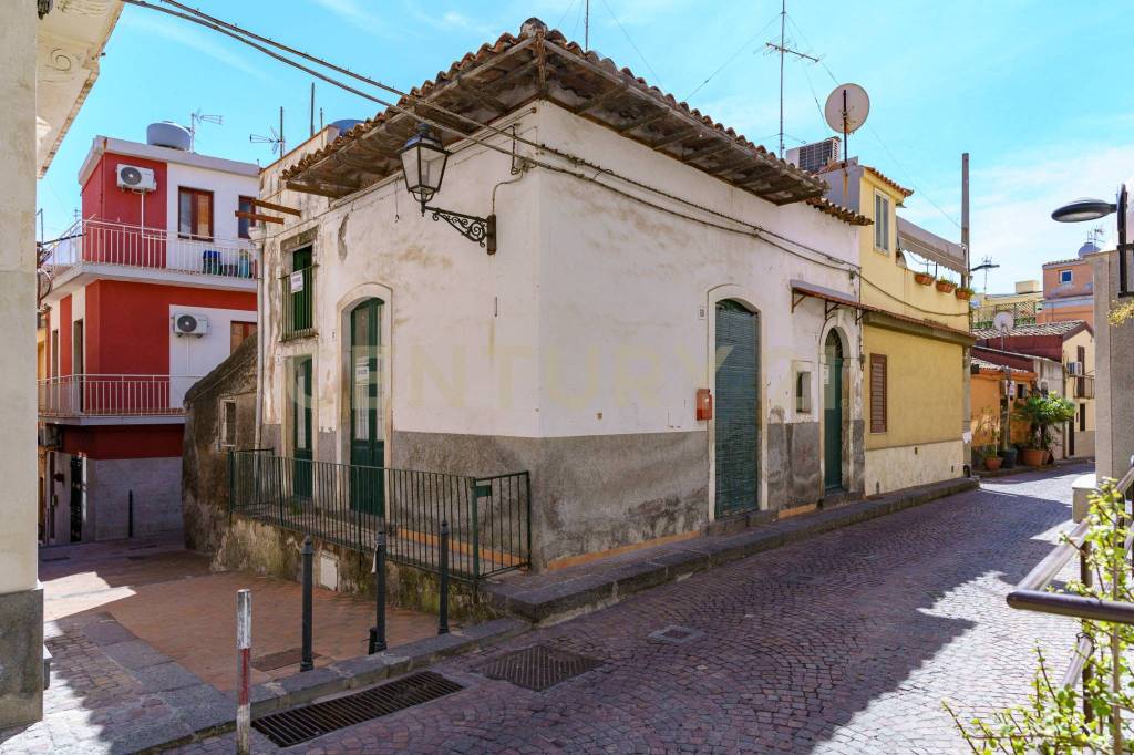 Rustico / Casale in vendita a Aci Castello, 4 locali, prezzo € 135.000 | PortaleAgenzieImmobiliari.it