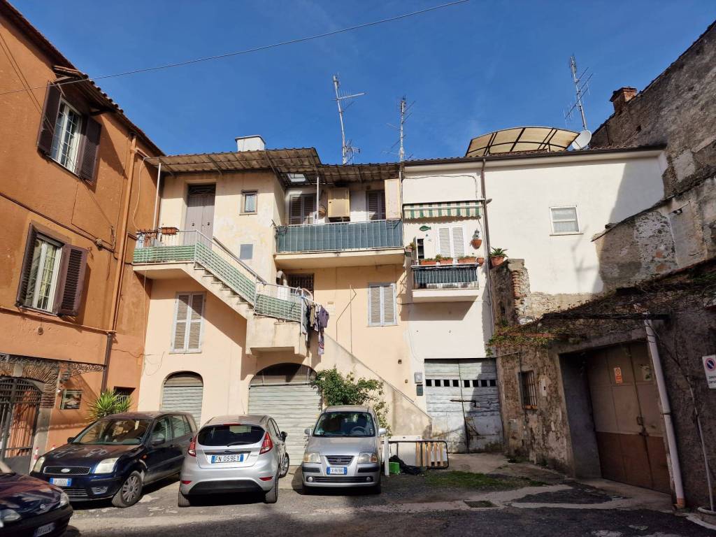 Appartamento in vendita a Genzano di Roma, 2 locali, prezzo € 79.000 | PortaleAgenzieImmobiliari.it