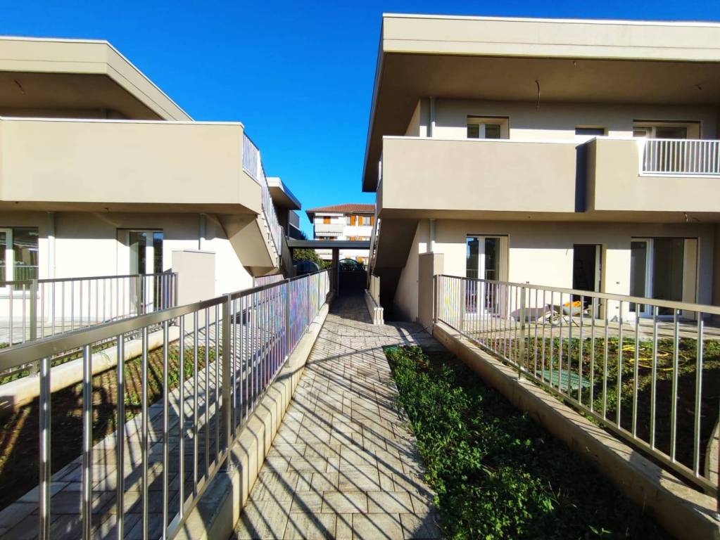Appartamento in vendita a Bonate Sopra, 3 locali, prezzo € 290.000 | PortaleAgenzieImmobiliari.it