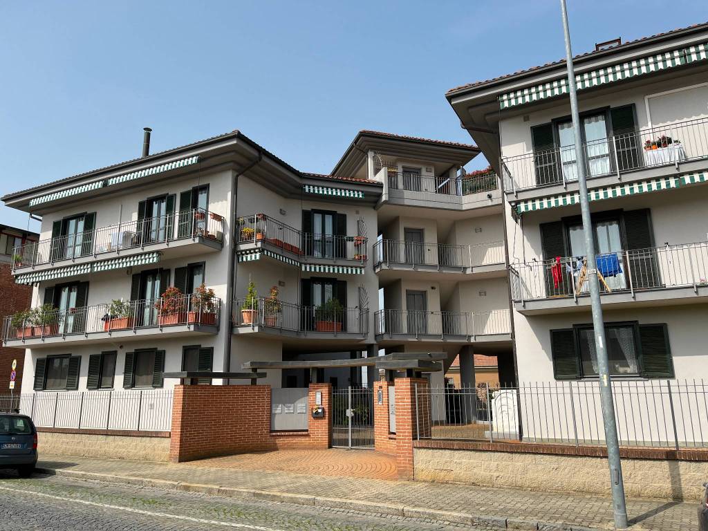 Appartamento in vendita a Riva Presso Chieri, 4 locali, prezzo € 140.000 | PortaleAgenzieImmobiliari.it